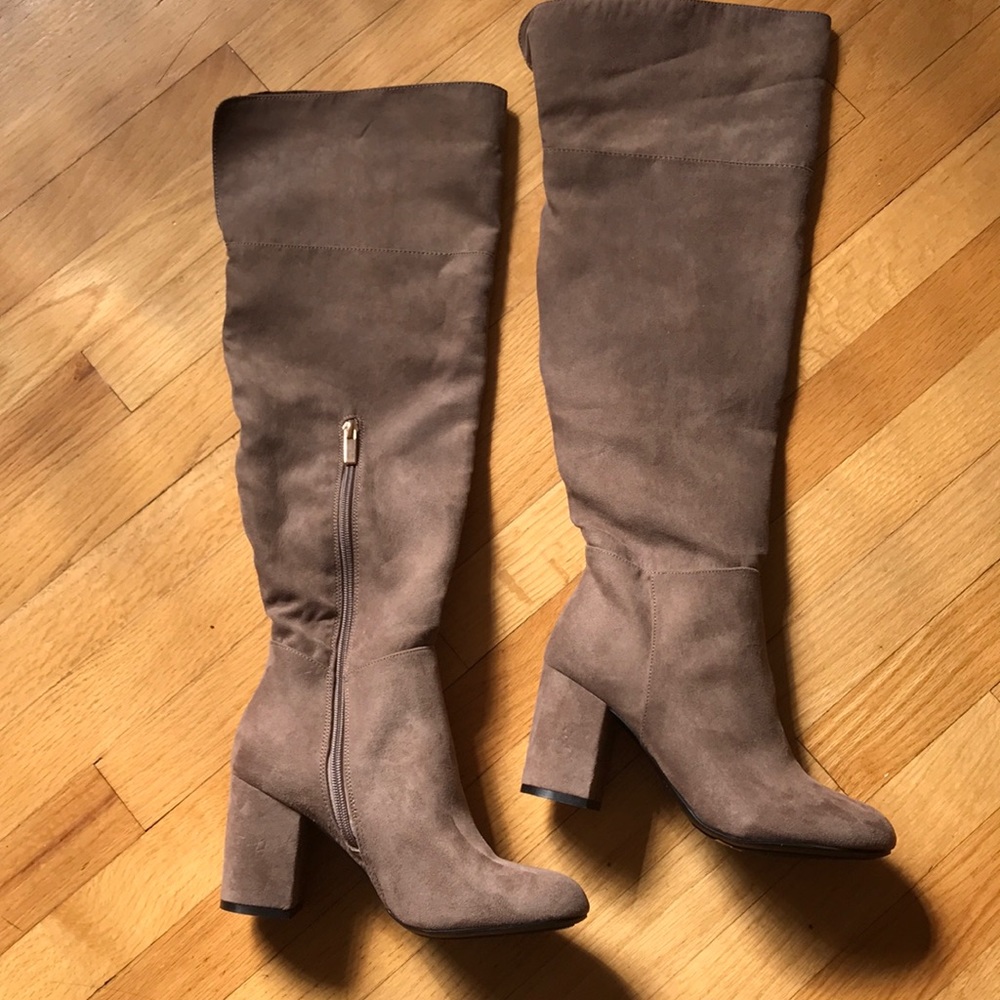 Pretty Over The Knee Taupe Boot. Size 8.